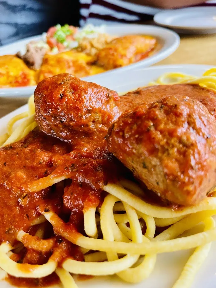 Kid's Order of Spaghetti & Meatball